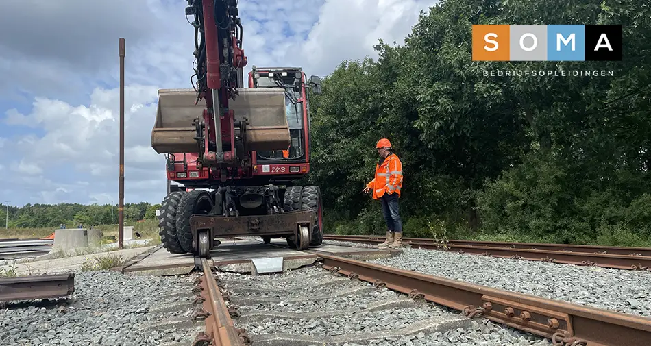 Instructie KROL-kraan machinist bij SOMA Bedrijfsopleidingen