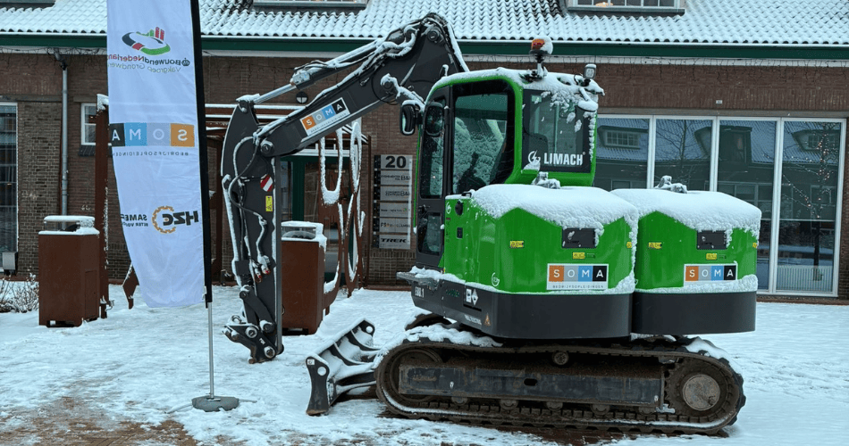 Bij de ingang van de Machinisten Scholingsdagen stond een mooie elektrische machine van SOMA Bedrijfsopleidingen.